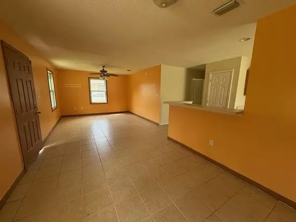 Theodore, AL 36582,6644 Belwood DR E