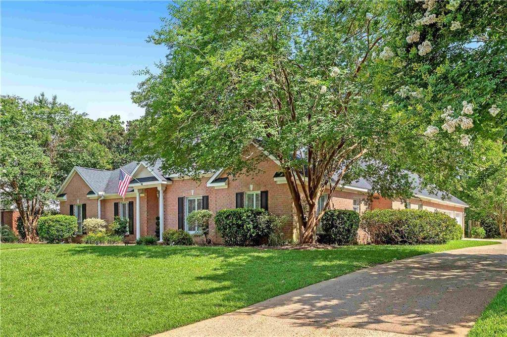 Fairhope, AL 36532,110 South DR
