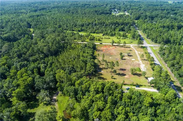 Theodore, AL 36582,10585 Bellingrath RD