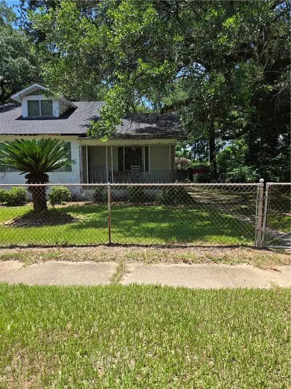 Mobile, AL 36610,617 Oak AVE