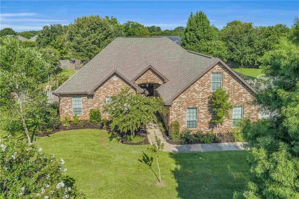 Fairhope, AL 36532,803 Summer Lake ST