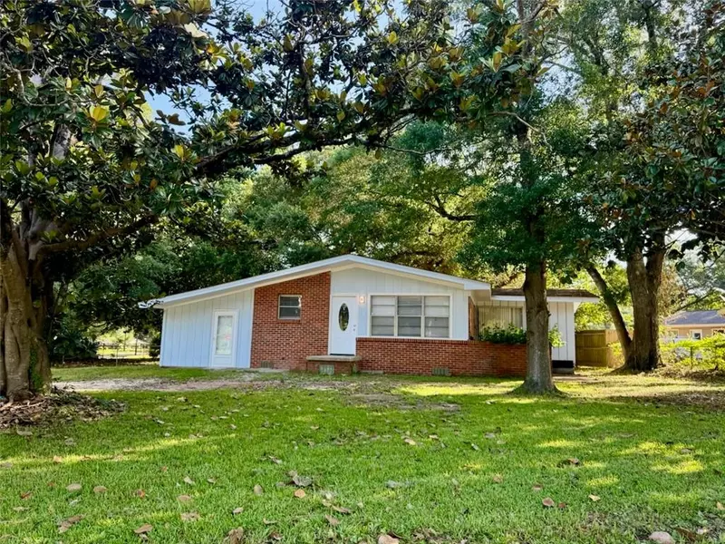 6716 Three Notch RD, Mobile, AL 36619