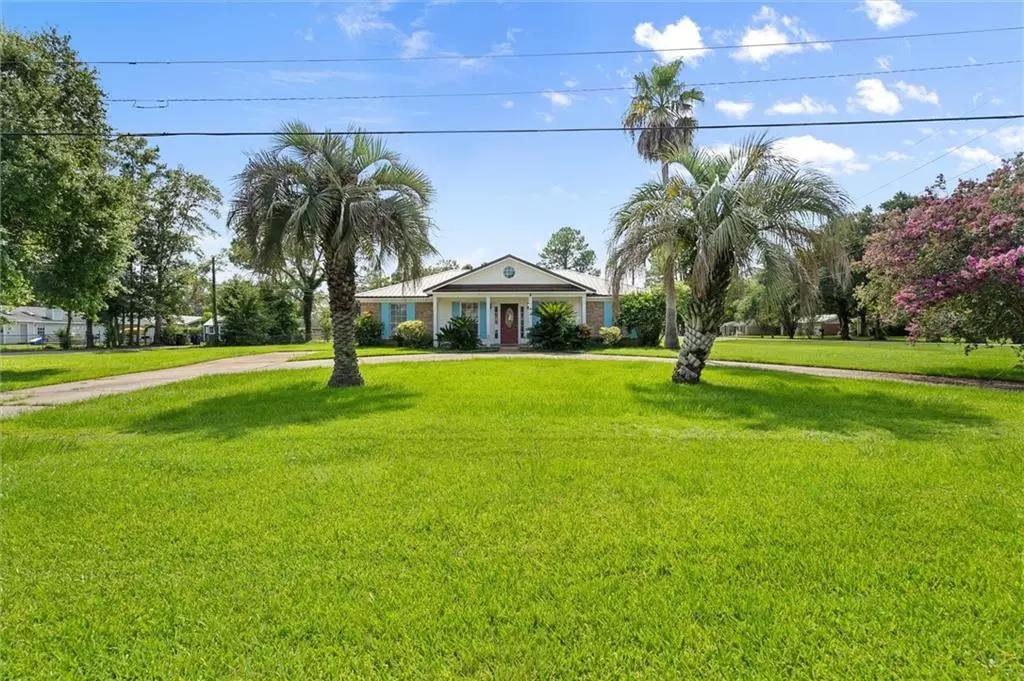 Foley, AL 36535,300 Poplar ST S