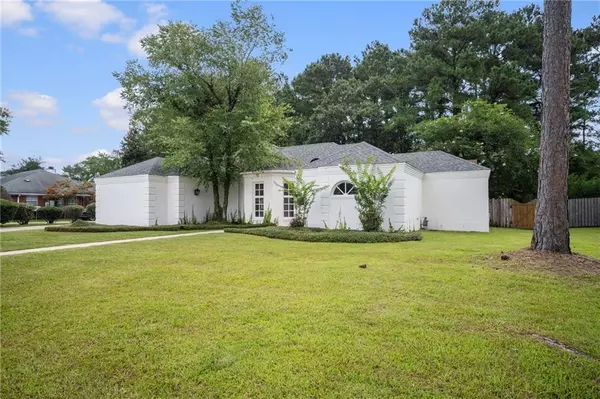 Mobile, AL 36693,3929 St Andrews LOOP E