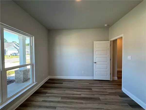 Mobile, AL 36695,7327 Hawkins Manor N