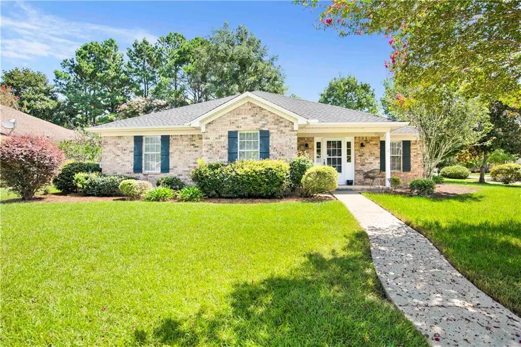 Fairhope, AL 36532,2 Sumac CIR