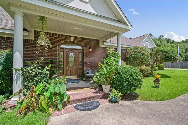 Mobile, AL 36619,3880 Pelham DR