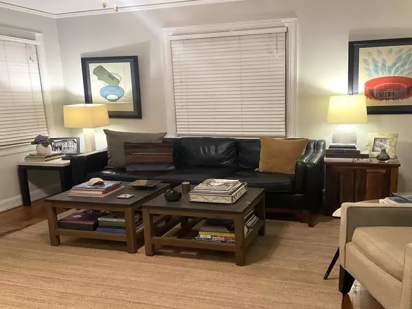 Mobile, AL 36606,153 Fulton ST S