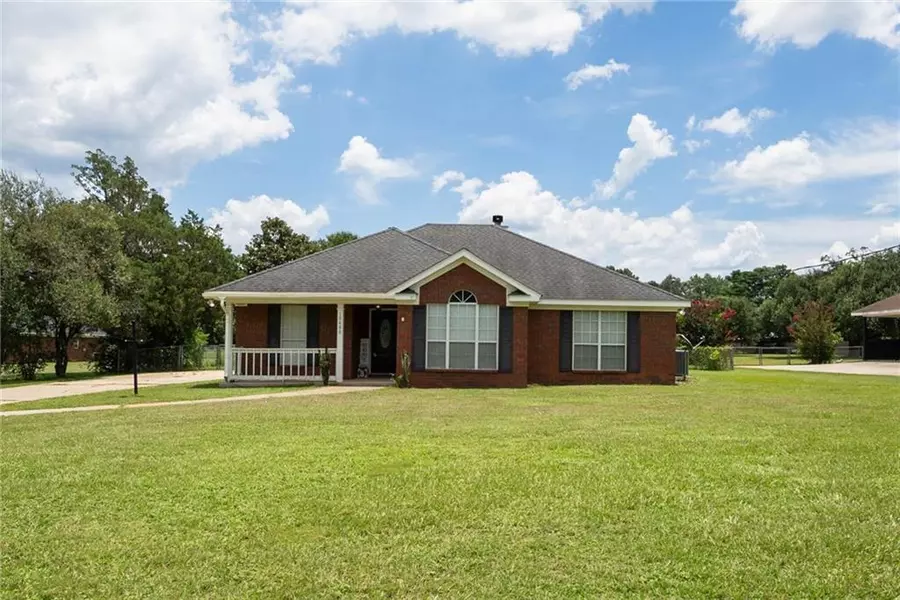 10480 Lott RD, Chunchula, AL 36521