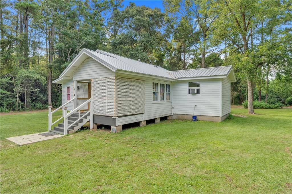 Eight Mile, AL 36613,3831 Graham LN