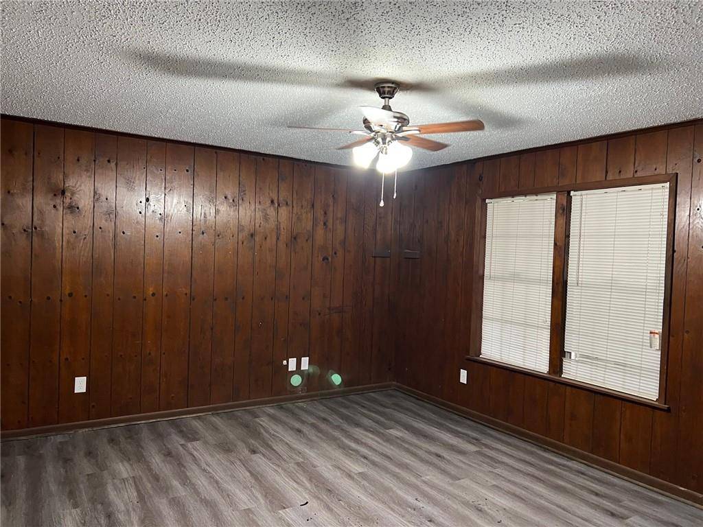 Mobile, AL 36609,557 Shalimar RD