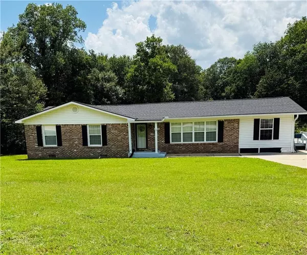 6410 Live Oak CIR W, Theodore, AL 36582