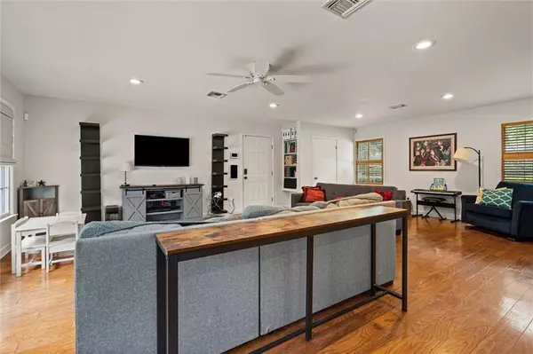 Mobile, AL 36693,4401 Winding WAY