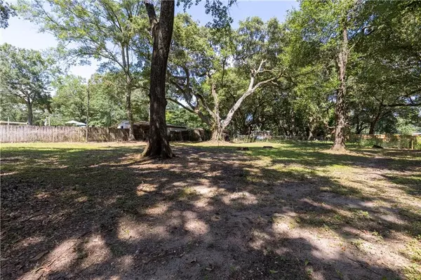 Irvington, AL 36544,7689 Penny LN