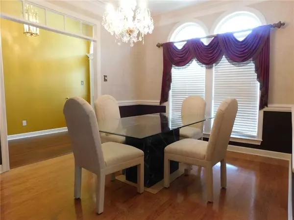 Mobile, AL 36695,7608 Highland PL