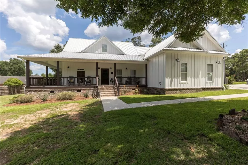 Semmes, AL 36575,8100 Oak Hill DR