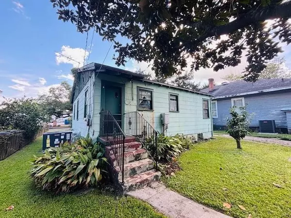 Mobile, AL 36604,1108 Selma ST