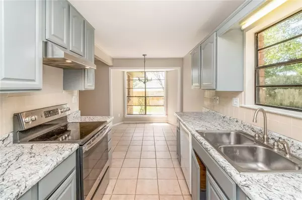 Mobile, AL 36609,5805 Holly Hill CT