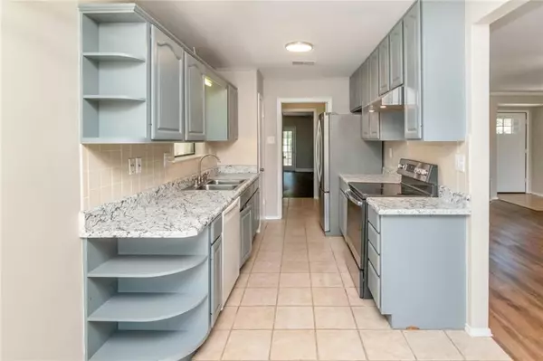 Mobile, AL 36609,5805 Holly Hill CT