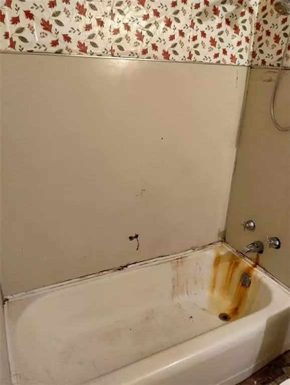Mobile, AL 36609,4116 Latimer LN