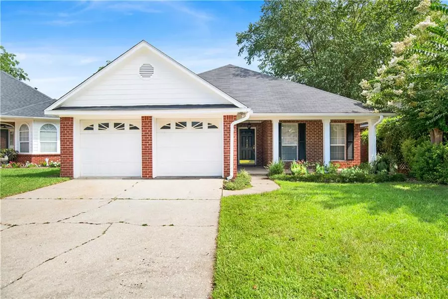 6104 Lennox PL, Mobile, AL 36693