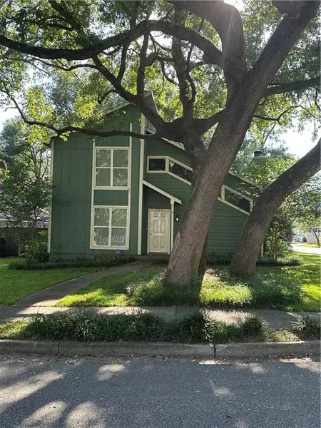 850 Briar CT W, Mobile, AL 36609