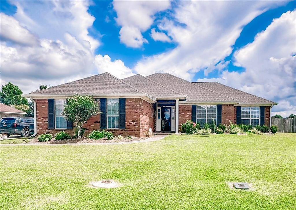 9082 Labrador TRL, Theodore, AL 36582