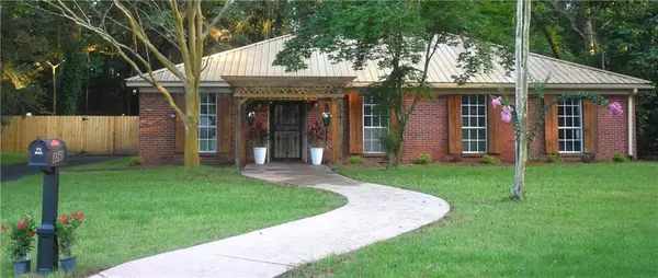 8561 Tiffani DR, Irvington, AL 36544