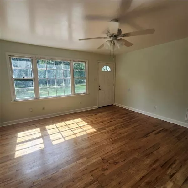 Mobile, AL 36582,7313 Pinewood DR