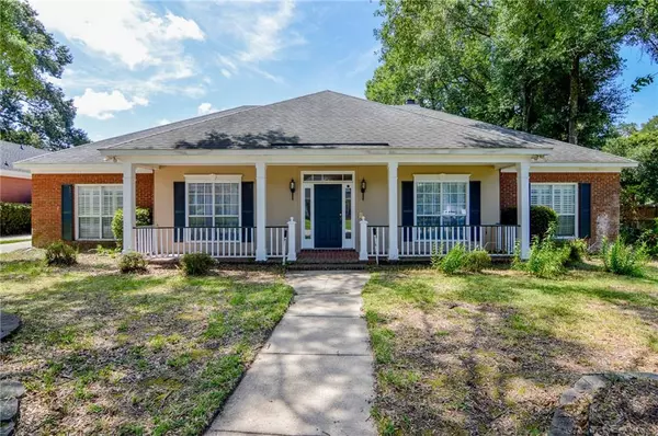 6415 Falconwood CT, Mobile, AL 36695