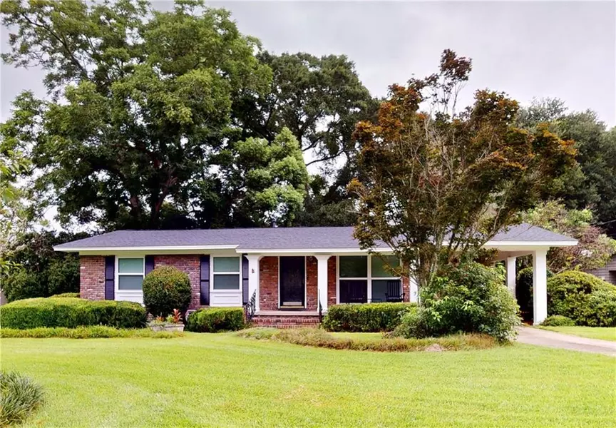 515 Barksdale DR W, Mobile, AL 36606