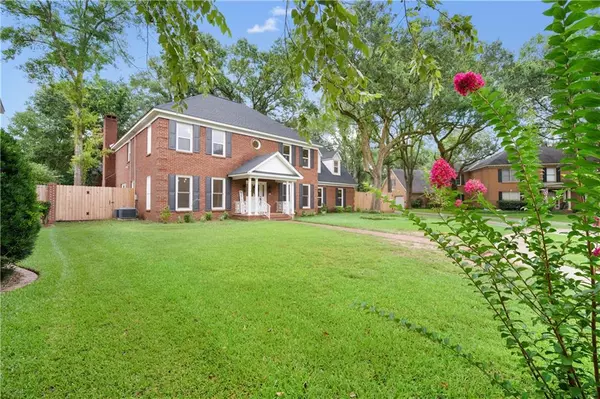 Mobile, AL 36609,1609 Oak Forest CT