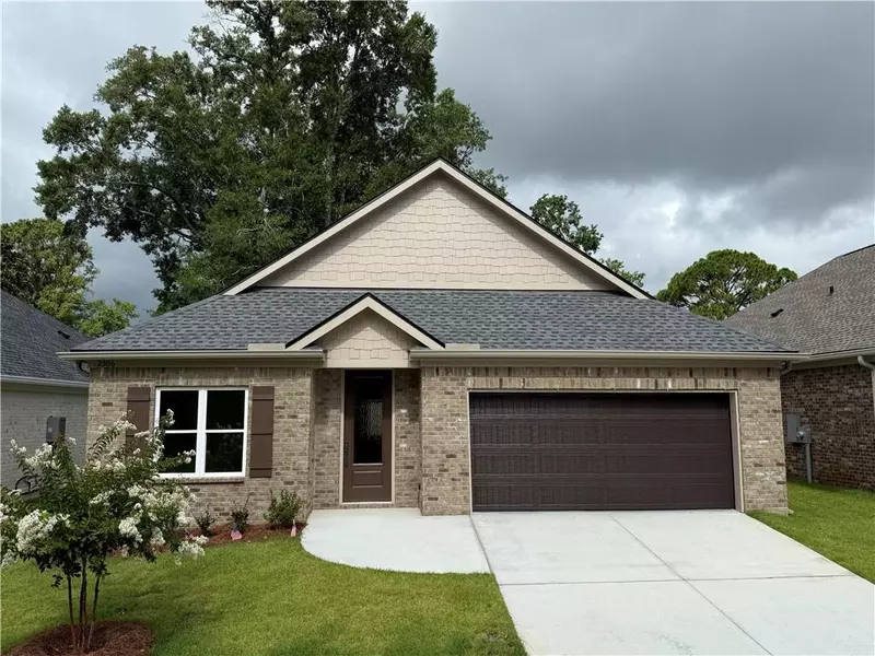 2306 Snowden PL W, Mobile, AL 36609