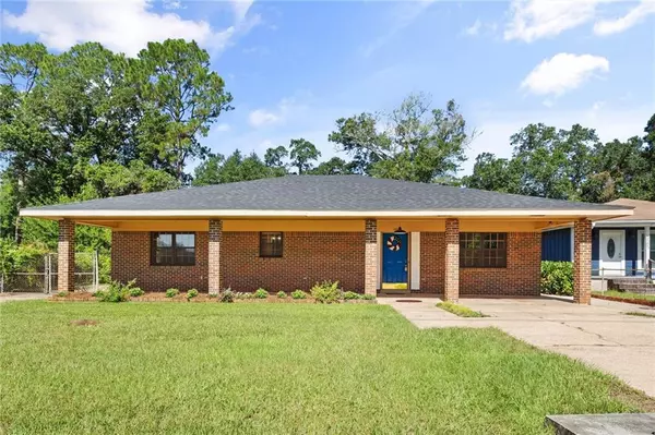 5503 Darring ST, Satsuma, AL 36572