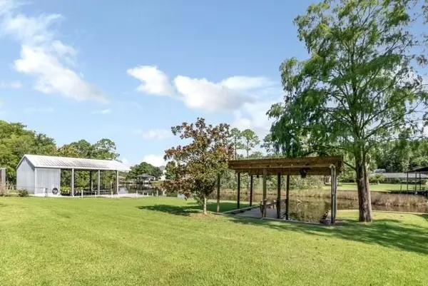 Theodore, AL 36582,3626 Mr Johnny RD