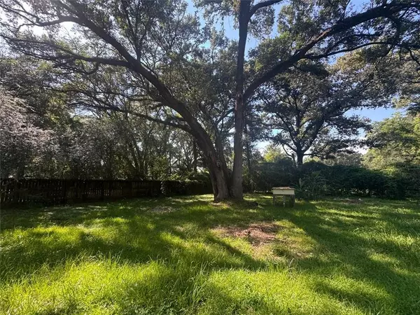 Mobile, AL 36619,7040 Warrington DR