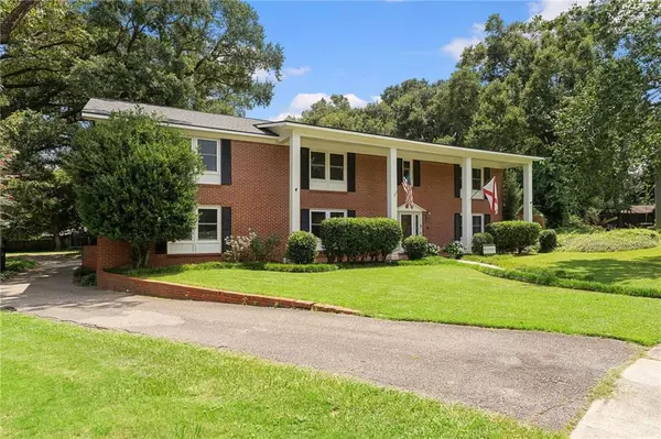 Mobile, AL 36609,1508 Oak Cliff CT