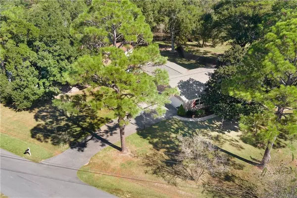 Mobile, AL 36619,4525 Brentwood DR