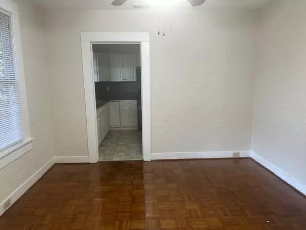 Mobile, AL 36604,605 Wisconsin AVE