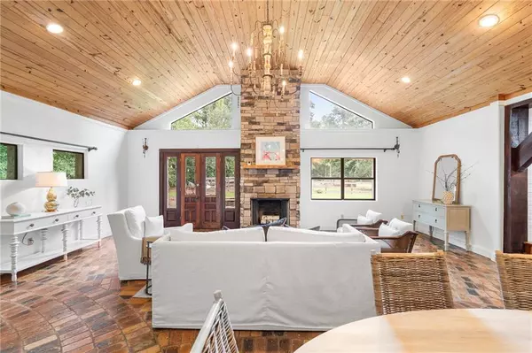 Fairhope, AL 36532,14163 Sherwood Highland RD