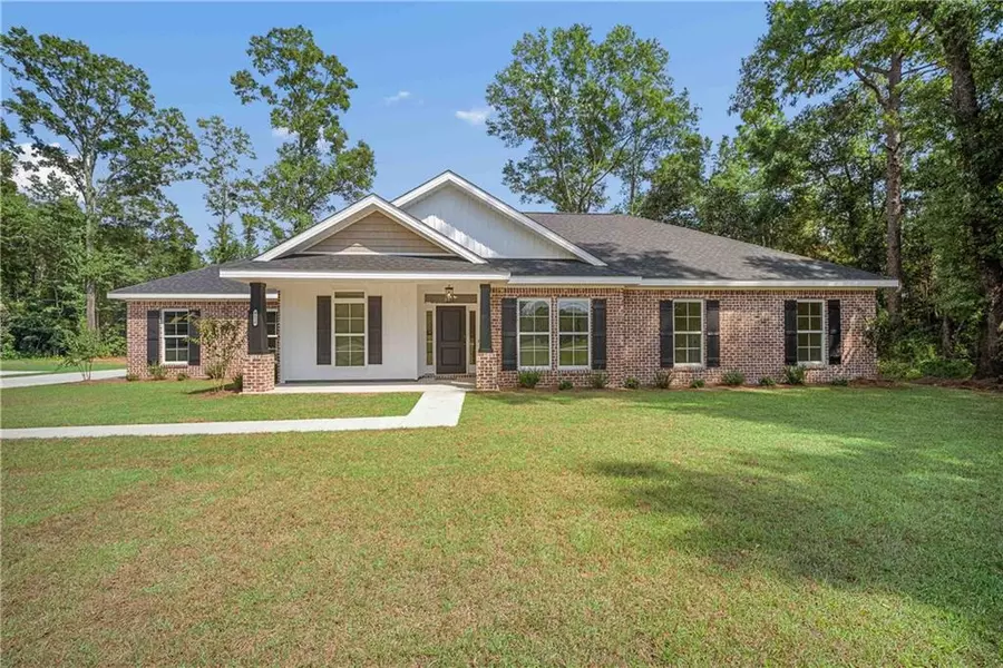 4030 Firetower RD, Semmes, AL 36575