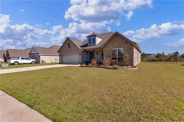 Foley, AL 36535,22475 Putter LN