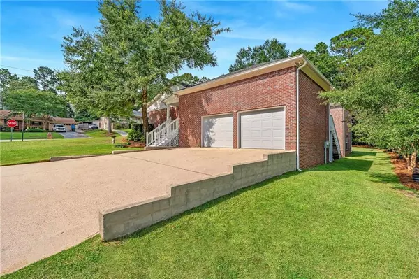 Spanish Fort, AL 36527,2 Navy LN