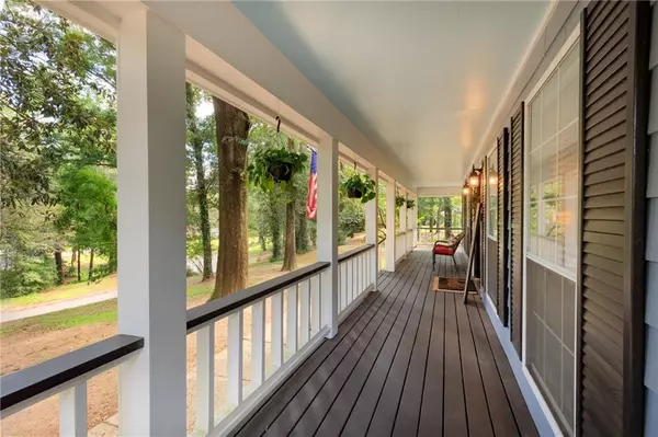 Mobile, AL 36695,8011 Suzanne WAY