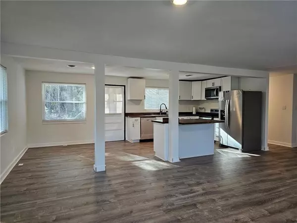 Mobile, AL 36693,1210 Barcelona DR