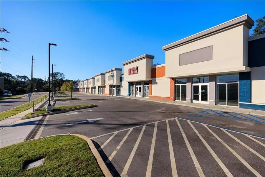 5803 Old Shell RD #C, Mobile, AL 36608