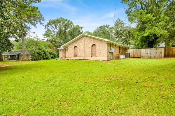 Semmes, AL 36575,9540 Scenic Hills DR