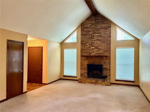 Mobile, AL 36609,612 Marcus DR