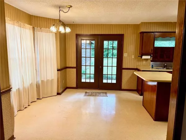 Mobile, AL 36609,612 Marcus DR