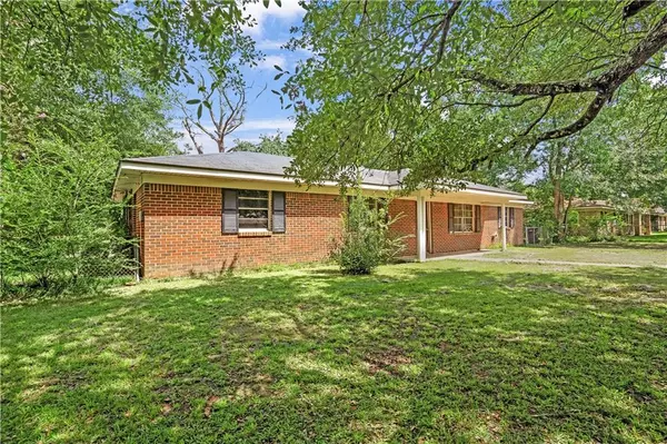 Satsuma, AL 36572,5726 Apache DR